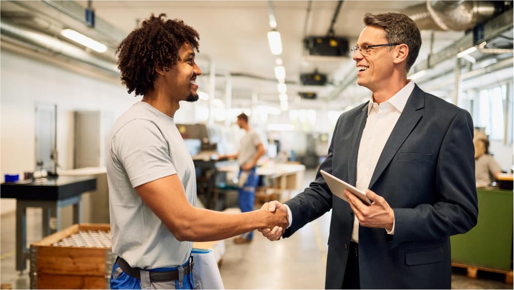 Être salarié(e) et entrepreneur : Est-ce vraiment compatible ?